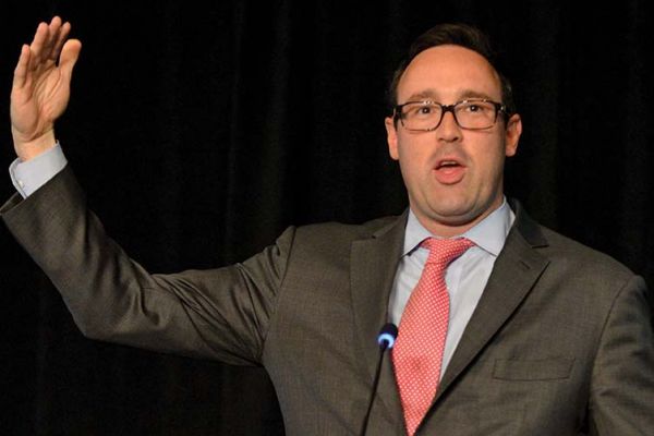 Everything You Need To Know About Journalist Chris Cillizza Including Her Bio, Wife, Family, And More!