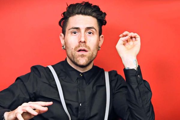 Why Davey Havok’s Sleeve Tattoos are Always Covered Up?