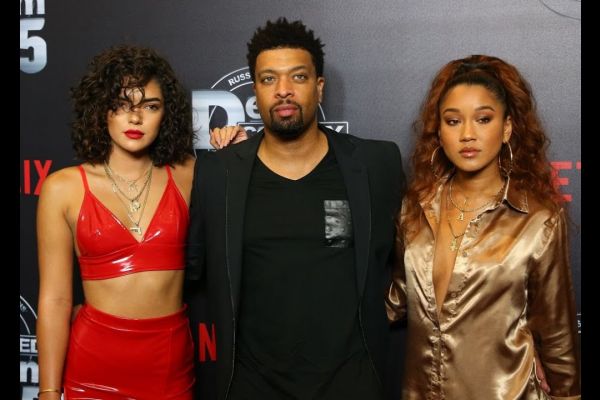 DeRay Davis Is Living With Two Girlfriends Happily In Their Relationship – Find Out How!