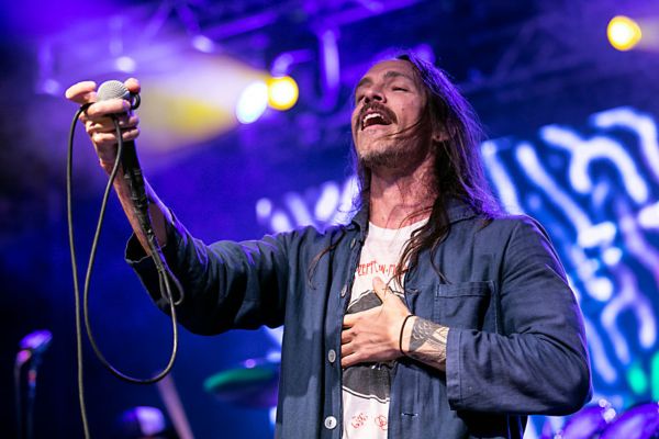 Are Brandon Boyd From ‘Incubus’ And Sarah Hay From ‘Starz’ Dating Right Now?