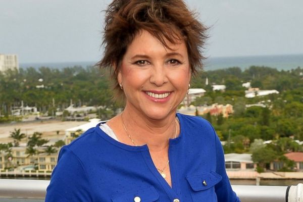 Actress Kristy McNichol Disappeared in 1998 And Came Out As A Lesbian 14 Years Later! Net Worth 2022, Bio, Age, Career, Family, Rumors