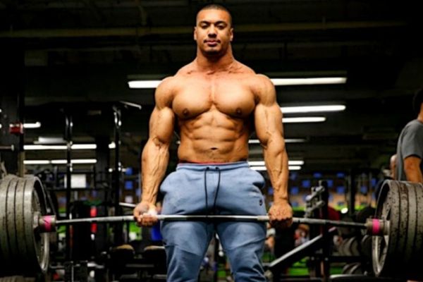 The Amazing Physique And Raw Strength Of Powerlifter And Bodybuilder Larry Wheels – Take A Look At His Workout Programs!
