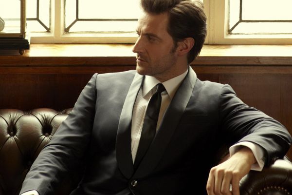 Everything You Need To Know About Richard Armitage Including His Personal Life, Relationships, Gay Rumors, Net Worth, And More!