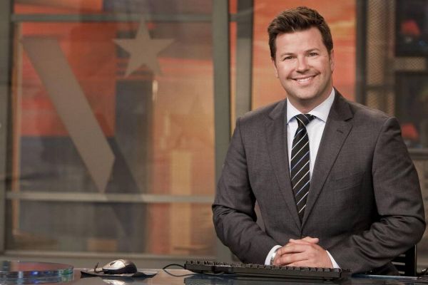 All You Need To Know About WFAA Host Ron Corning Including His Bio, Age, Family, Gay Rumors, Relationships, Career, And More!