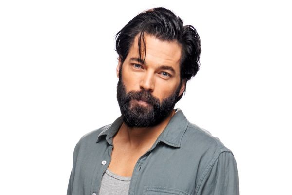 Inside The Married Life Of ‘SurrealEstate’ Star Tim Rozon And Linzey Govan!