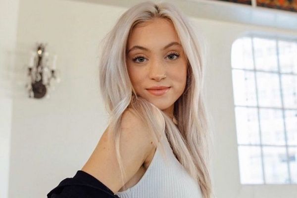TikTok Star Riley Hubatka Has Responded To The Accusations Of A Small Business Owner!