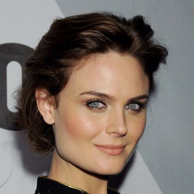 Emily Deschanel Net Worth 2022, Bio, Age, Career, Family